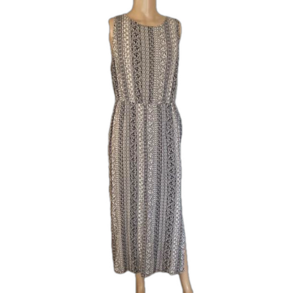 Torrid dress  Gh - Picture 1 of 8